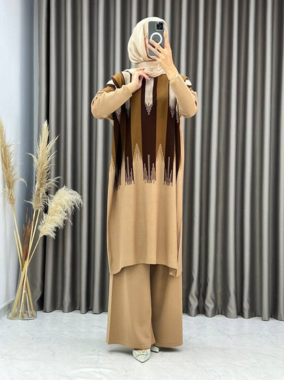 Pull tricote ample et pentalon