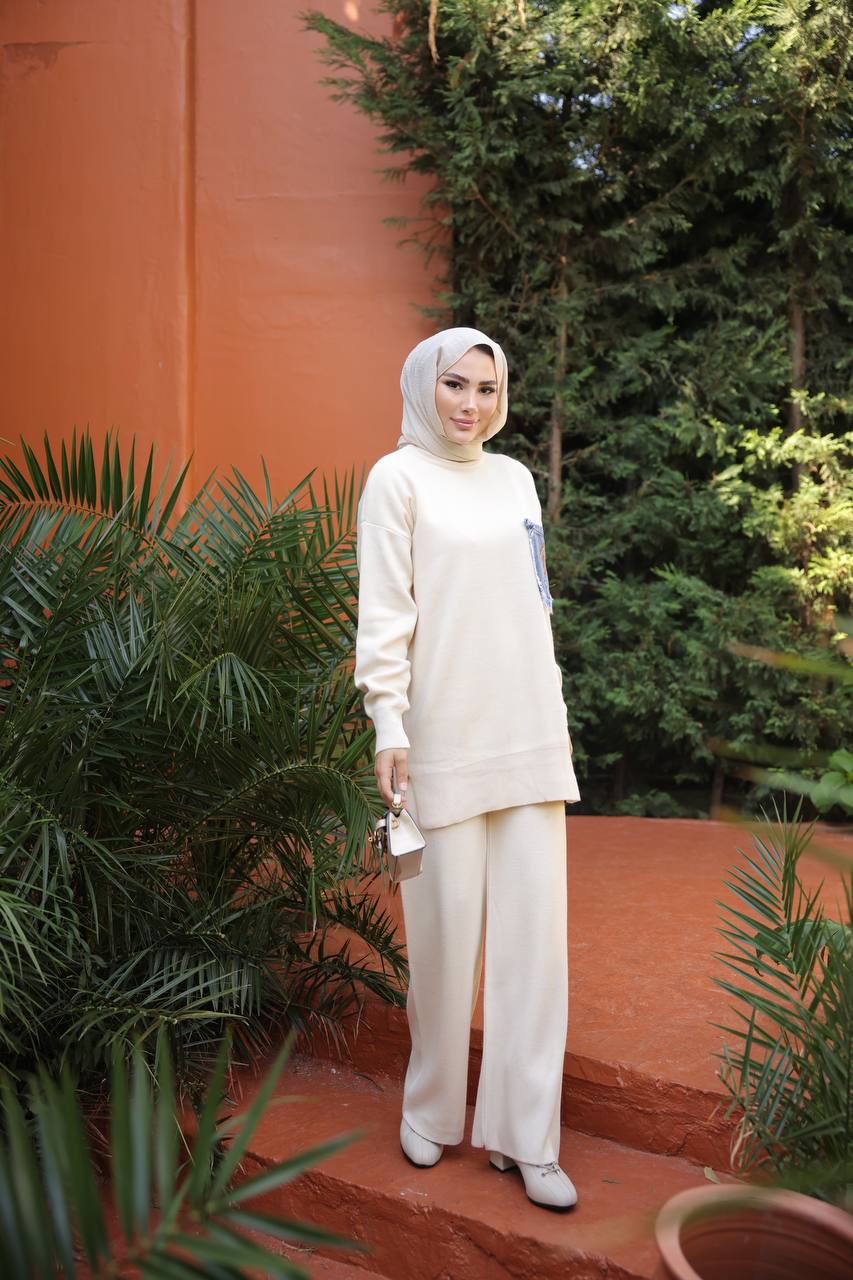 Ensemble chandail avec poche en jeans