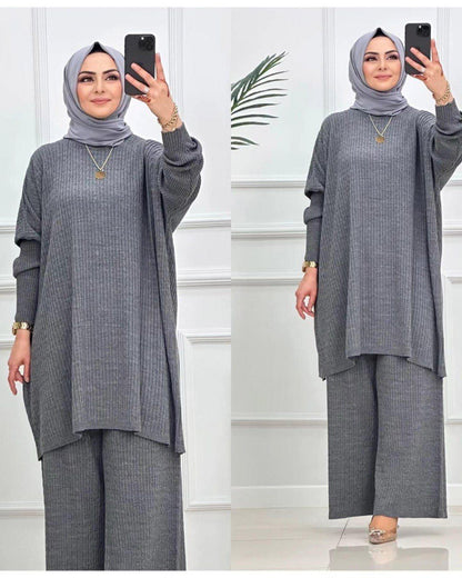 Ensemble sweatshirt tricote a motif tresse et pentalon