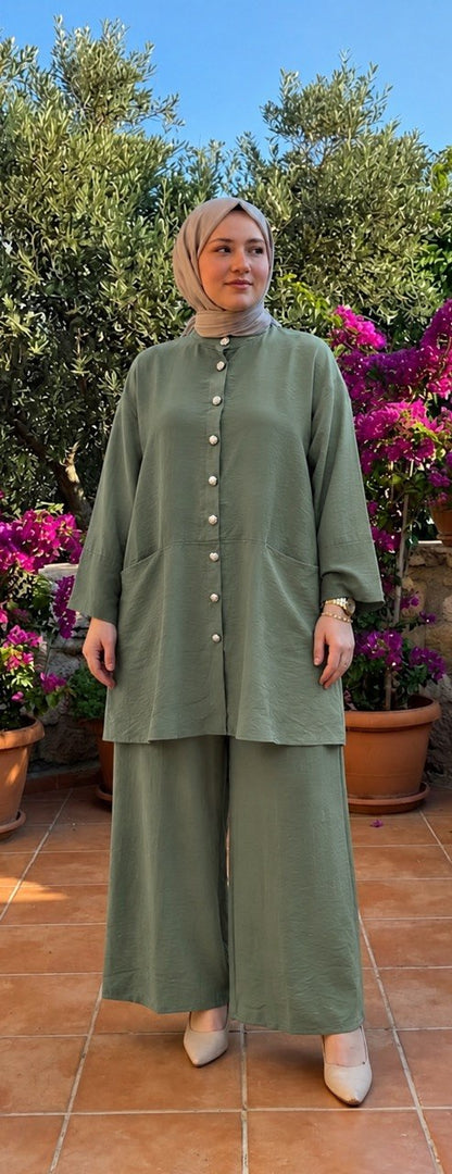 The Flowy Button-Up Ensemble