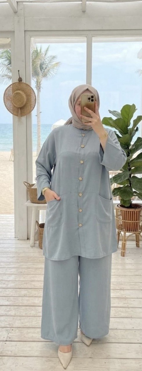 The Flowy Button-Up Ensemble