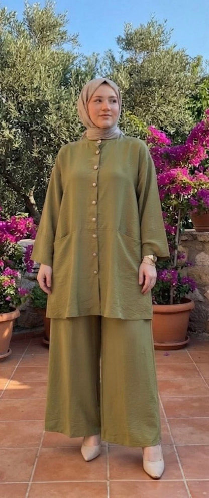The Flowy Button-Up Ensemble