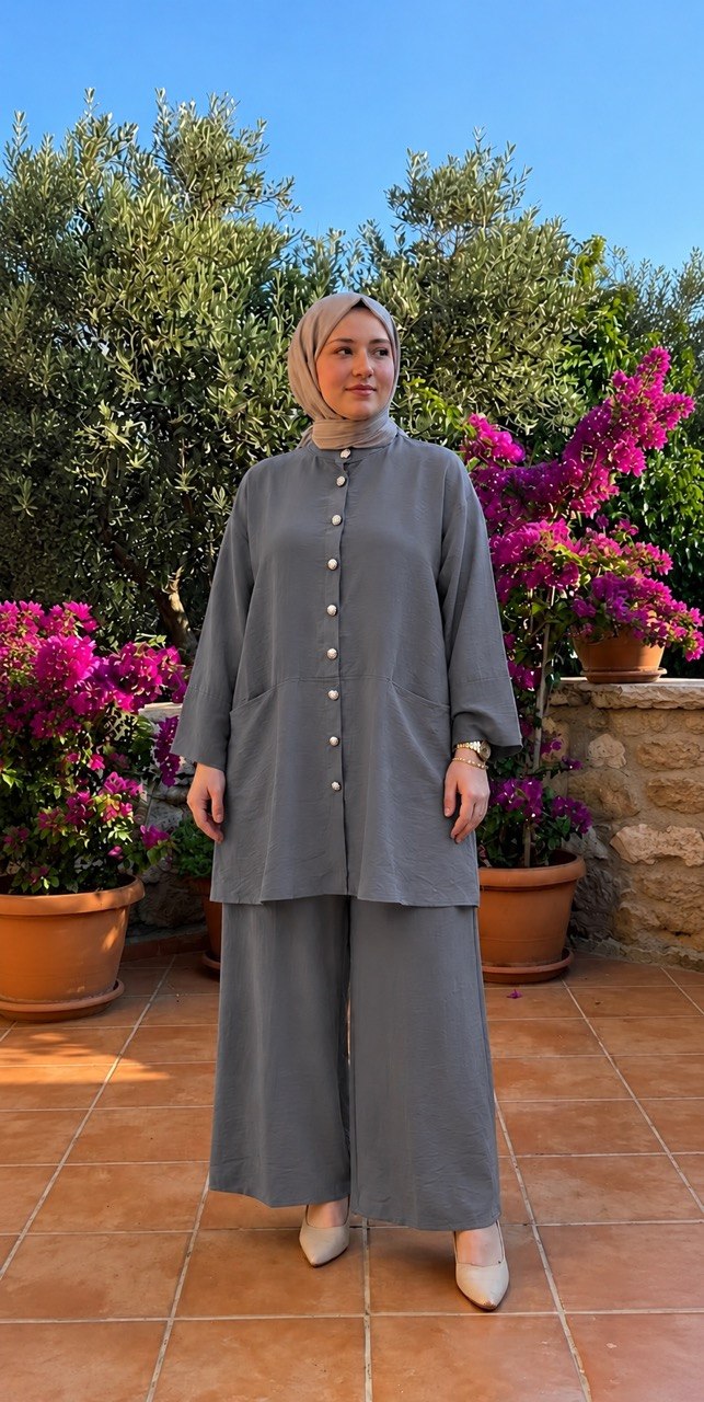 The Flowy Button-Up Ensemble