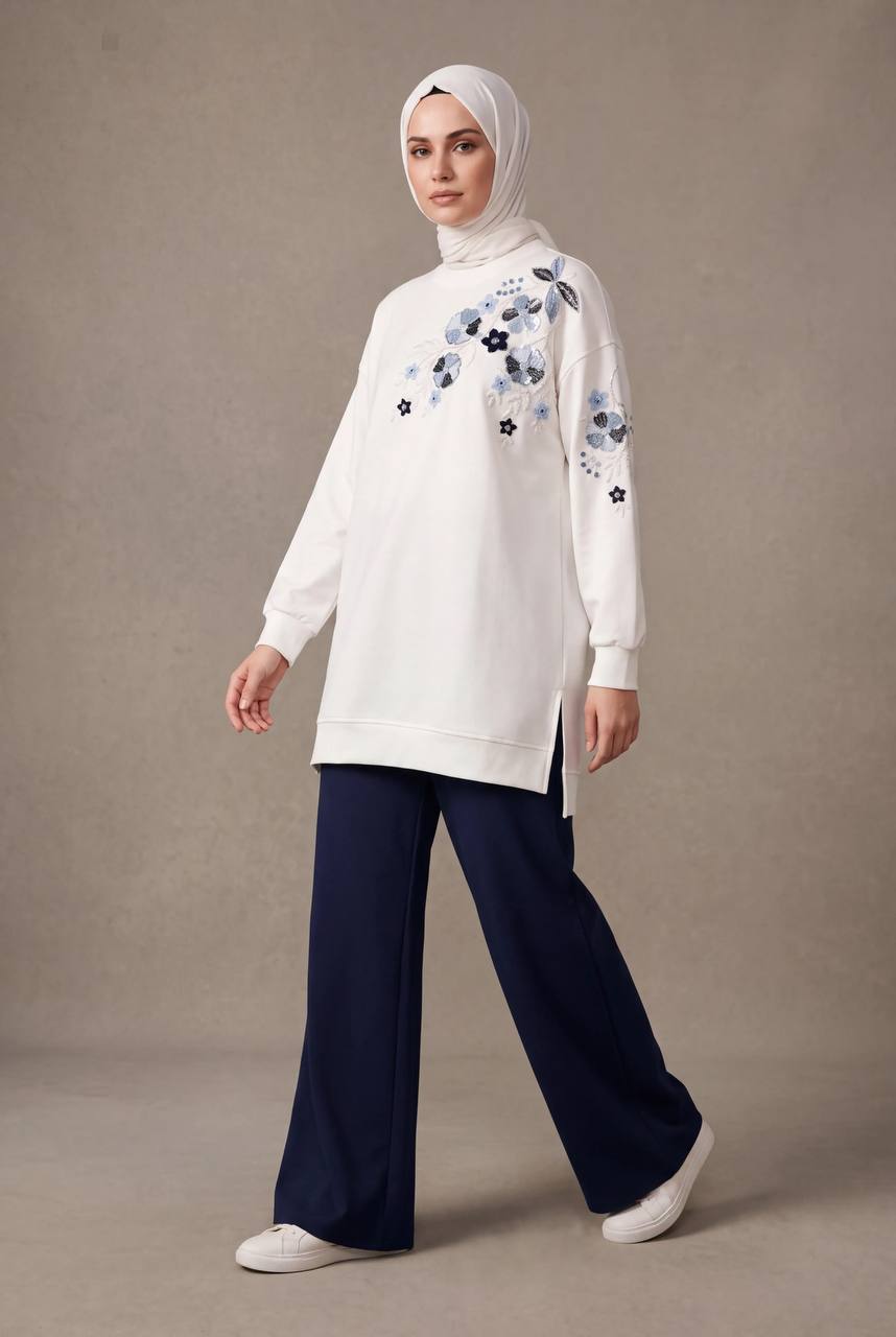 Chic Floral Embellished Blouse