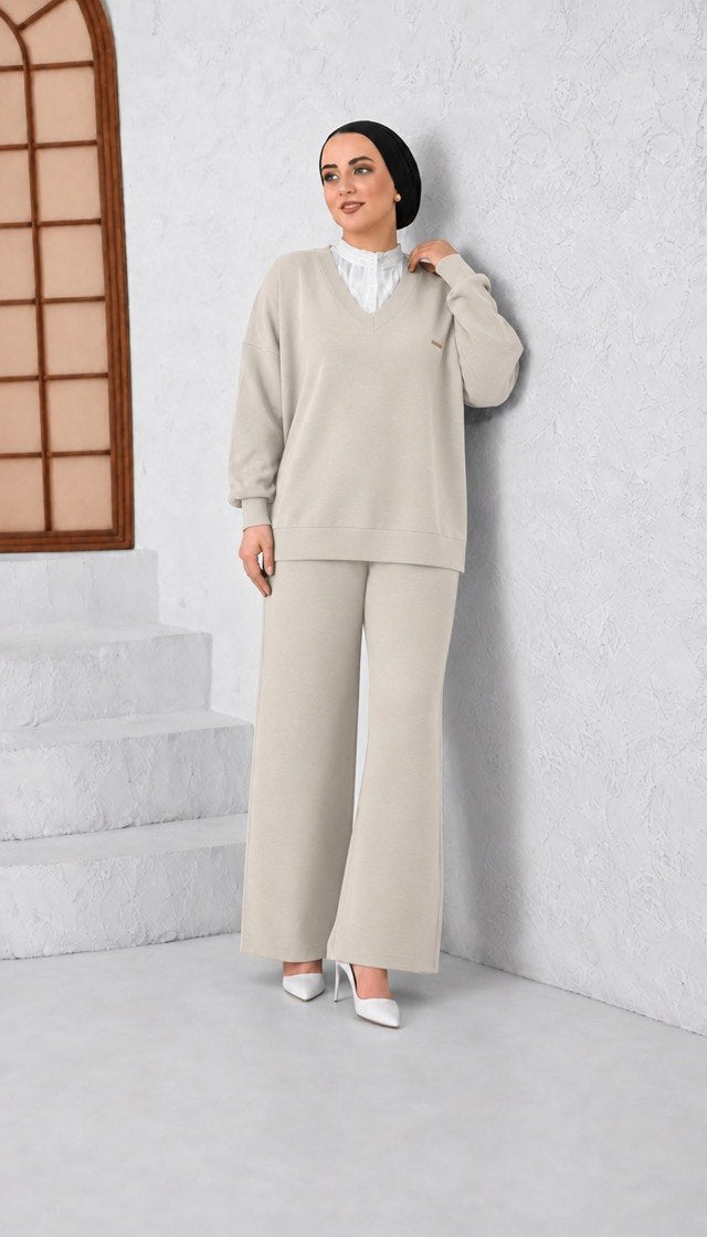 Elegance Collar Knit Outfit