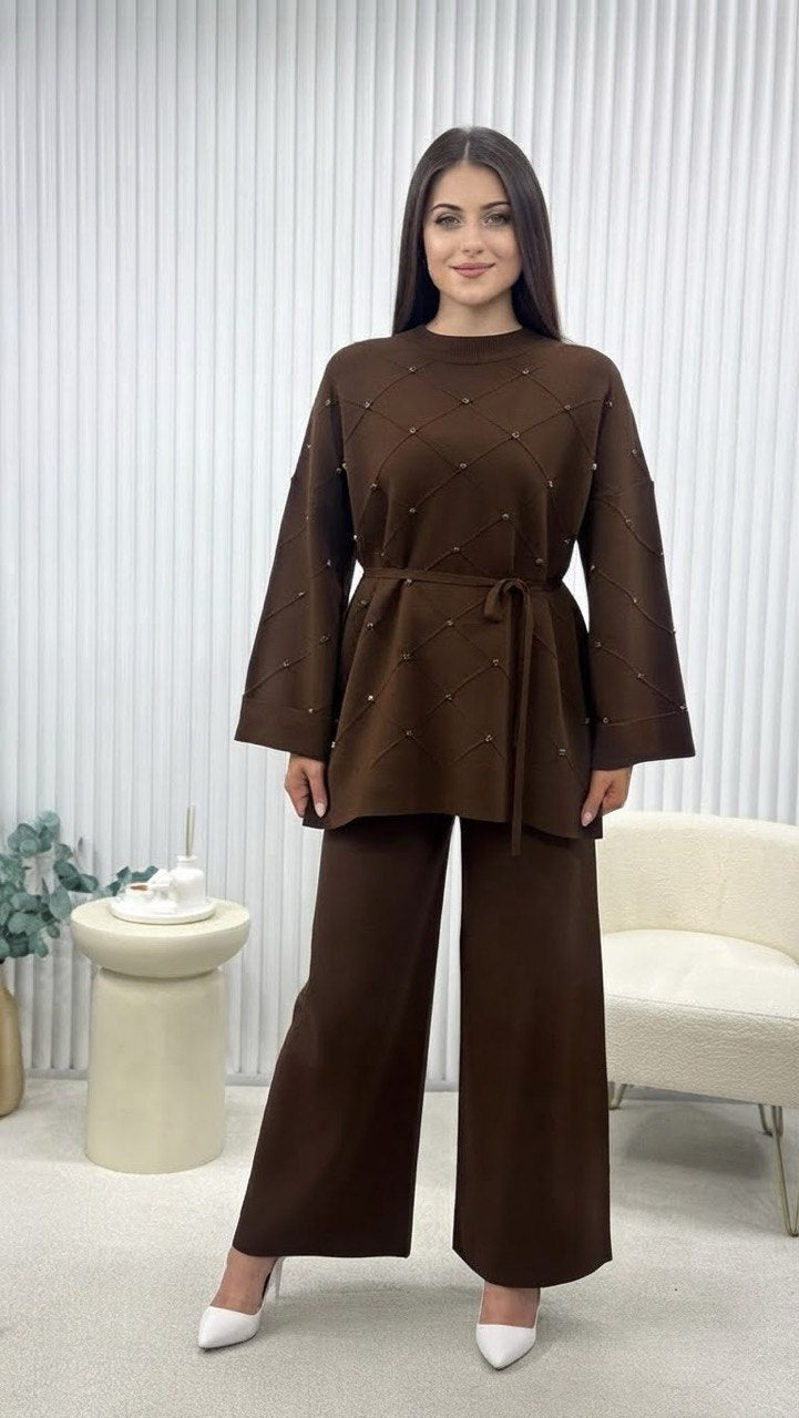 Belted Dimond Knit Outfit